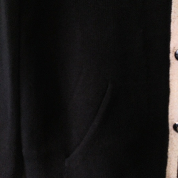 St. John Sport Black 2-Pc Cardigan and Tank Set Pristine - Picture 5 of 7